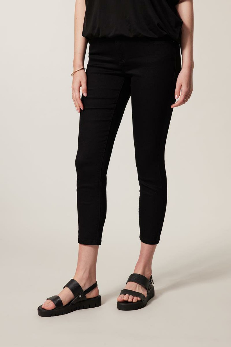 CLOTHING Miss Etam | Broek 'Elise' 7/8 Zwart